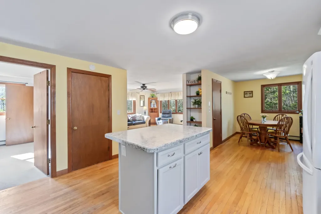 12 Pinecrest Drive York ME 03909