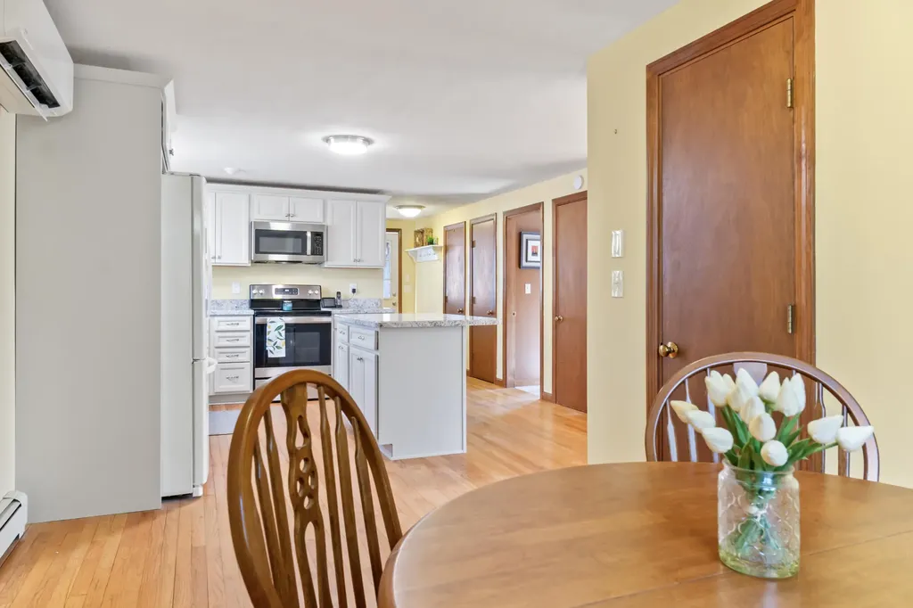 12 Pinecrest Drive York ME 03909