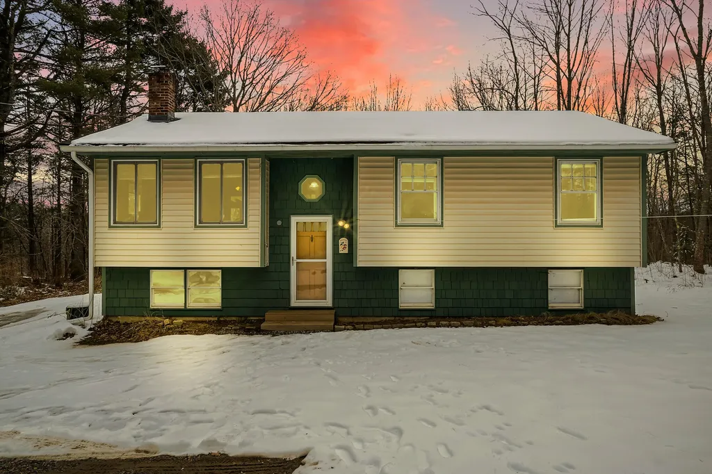 189 Ridge Road Newcastle ME 04553