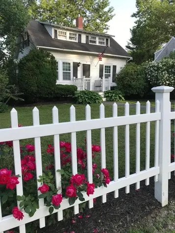 28 Thomas Street Camden ME 04843