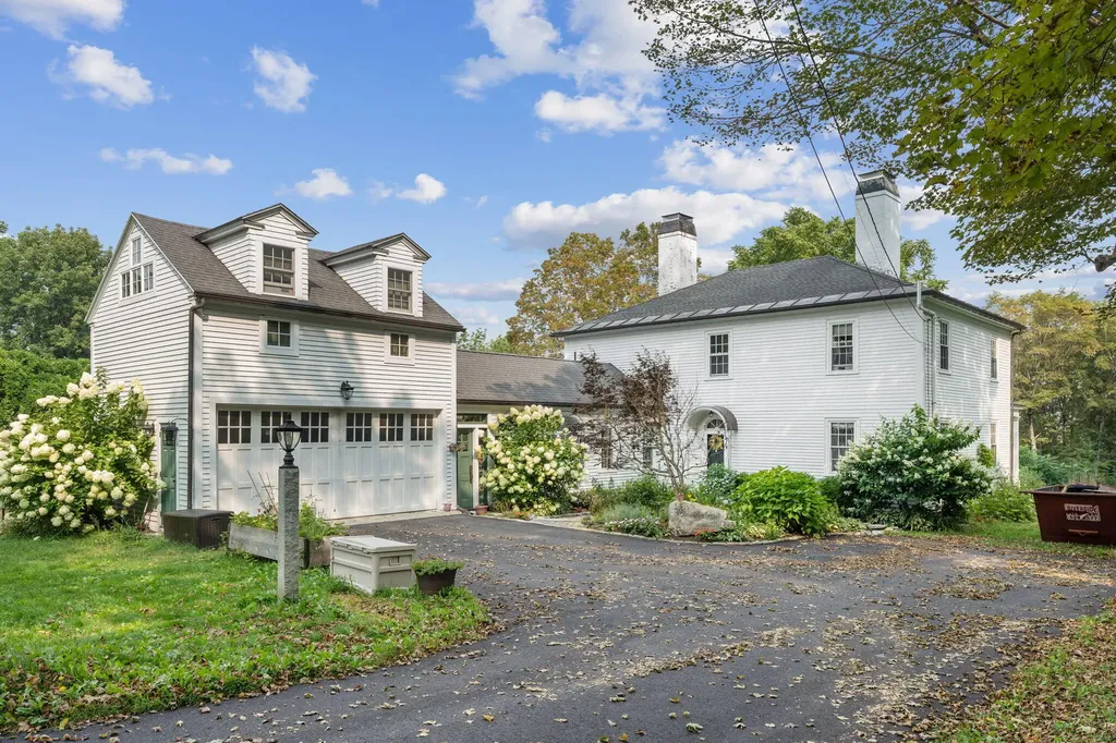 92 Middle Street Hallowell ME 04347