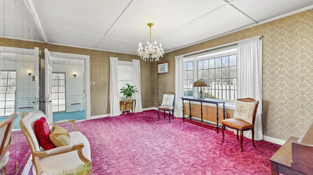 387 Montello Street Lewiston ME 04240