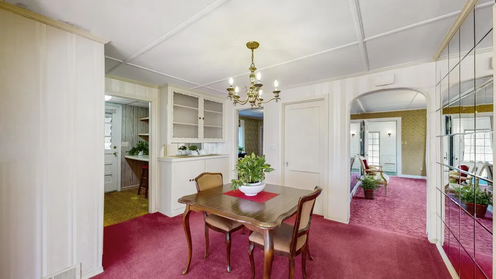 387 Montello Street Lewiston ME 04240