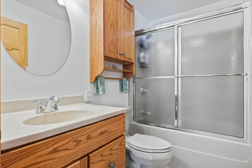 86 Terri Lane West Gardiner ME 04345
