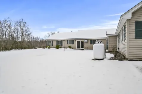86 Terri Lane West Gardiner ME 04345
