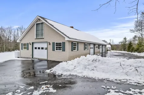 86 Terri Lane West Gardiner ME 04345