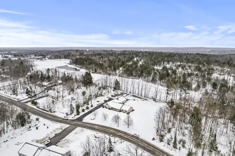 86 Terri Lane West Gardiner ME 04345