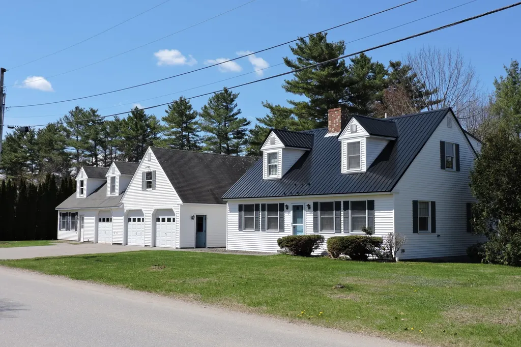 7 Orchard Lane Hallowell ME 04347