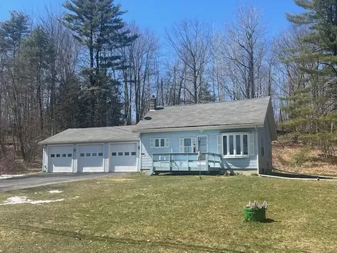 41 Old Western Avenue Winthrop ME 04364