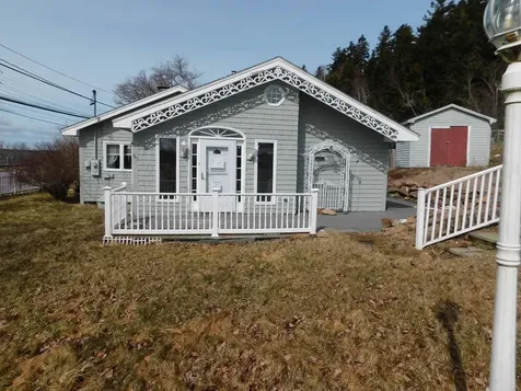 165 County Road Eastport ME 04631