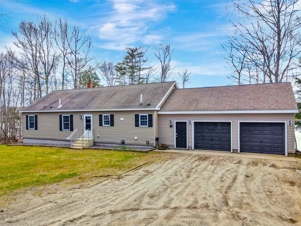 97 Johnson Lane West Gardiner ME 04345