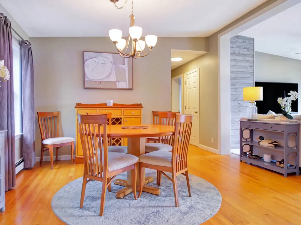 97 Johnson Lane West Gardiner ME 04345