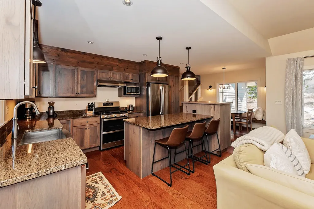 11 Marbles Way Rangeley ME 04970