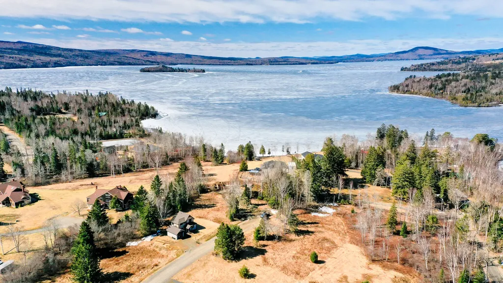 11 Marbles Way Rangeley ME 04970