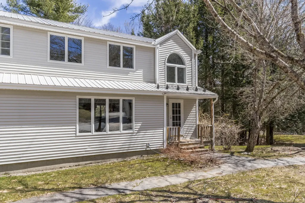 61 Deer Brook Apartment Road North Yarmouth ME 04097