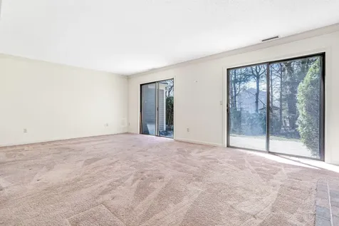 23 Foreside Common Falmouth ME 04105