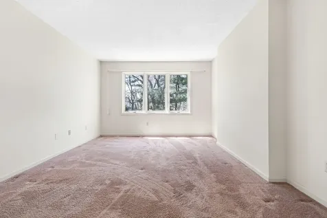 23 Foreside Common Falmouth ME 04105