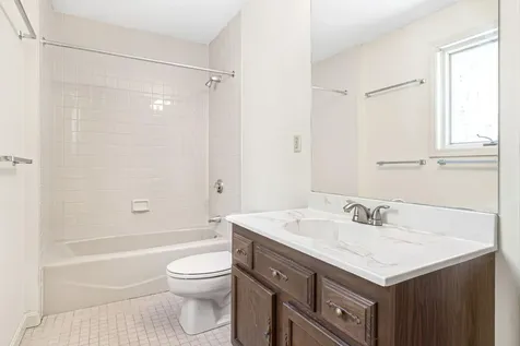 23 Foreside Common Falmouth ME 04105