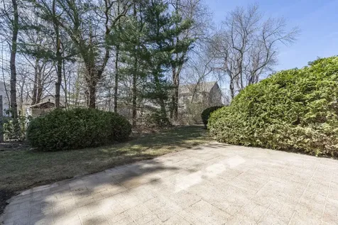 23 Foreside Common Falmouth ME 04105
