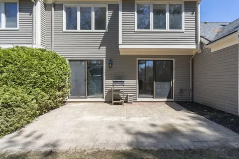 23 Foreside Common Falmouth ME 04105