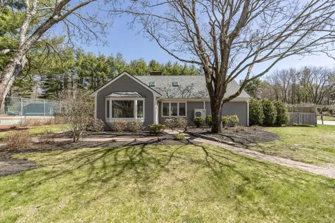 23 Foreside Common Falmouth ME 04105
