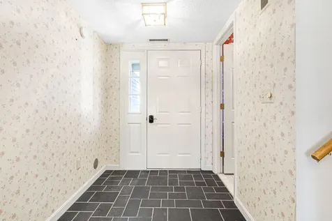 23 Foreside Common Falmouth ME 04105