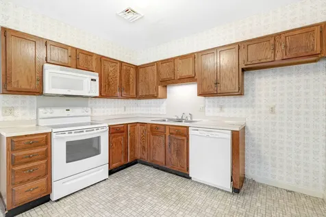 23 Foreside Common Falmouth ME 04105