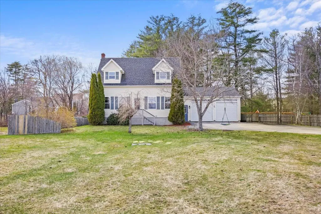 12 Hannah Drive Gorham ME 04038