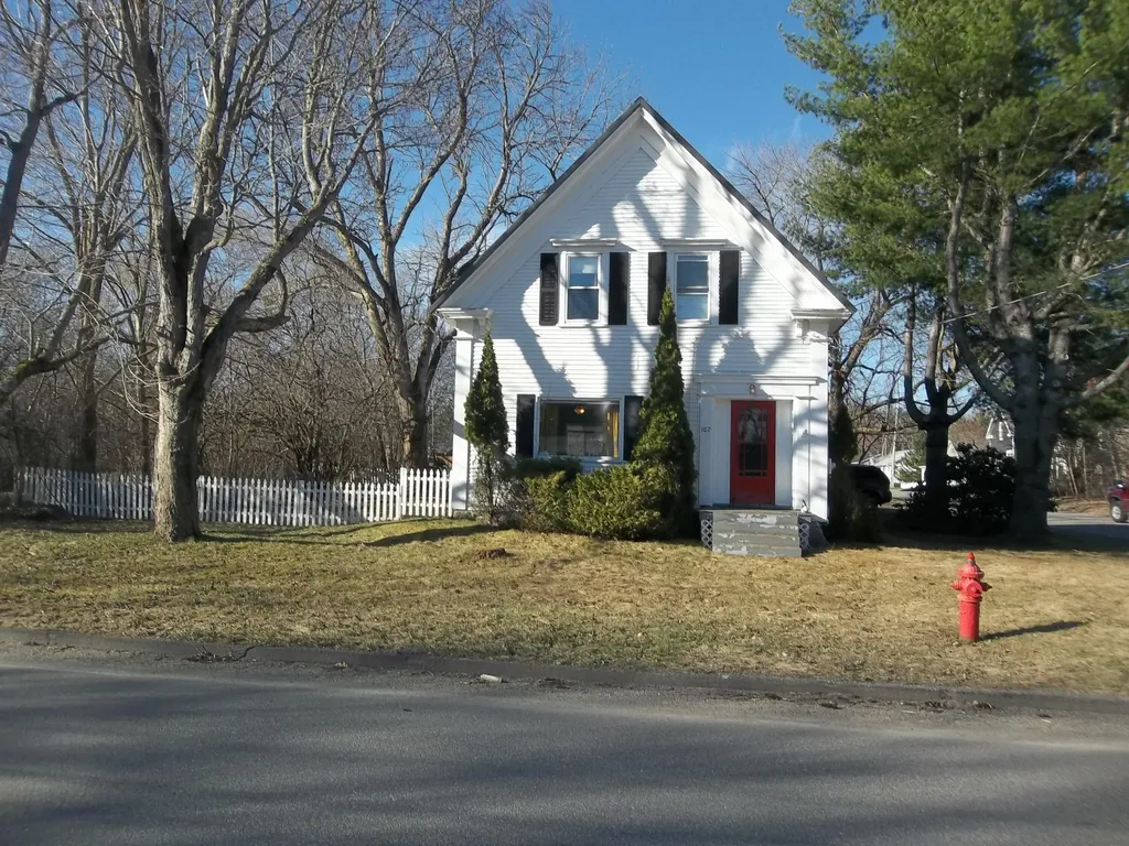 107 Washington Street Calais ME 04619