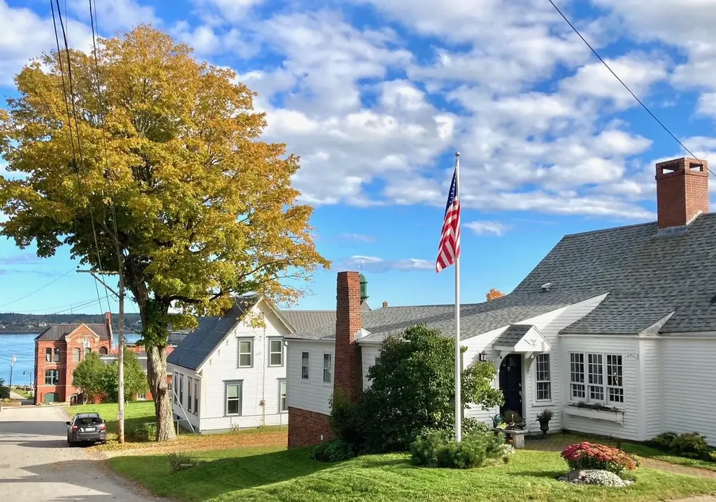 3 Green Street Eastport ME 04631