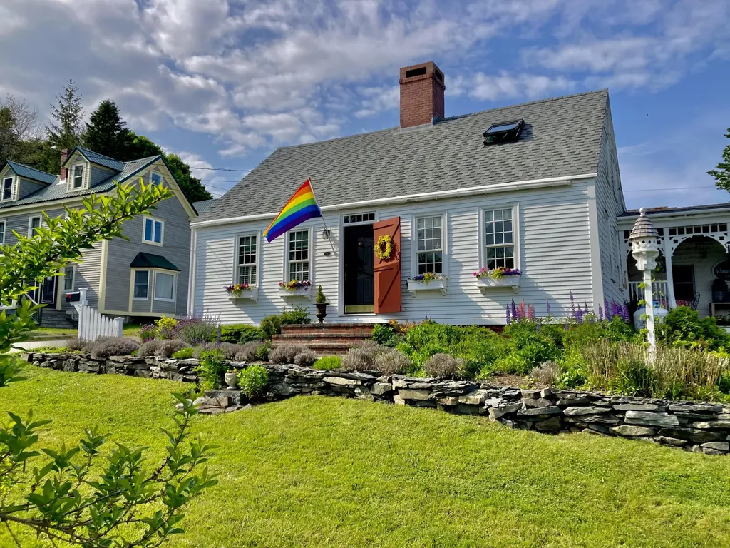 3 Green Street Eastport ME 04631