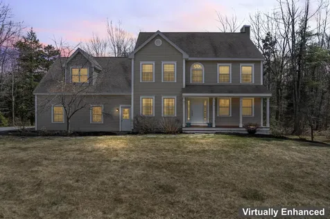 15 Chestnut Drive Scarborough ME 04074