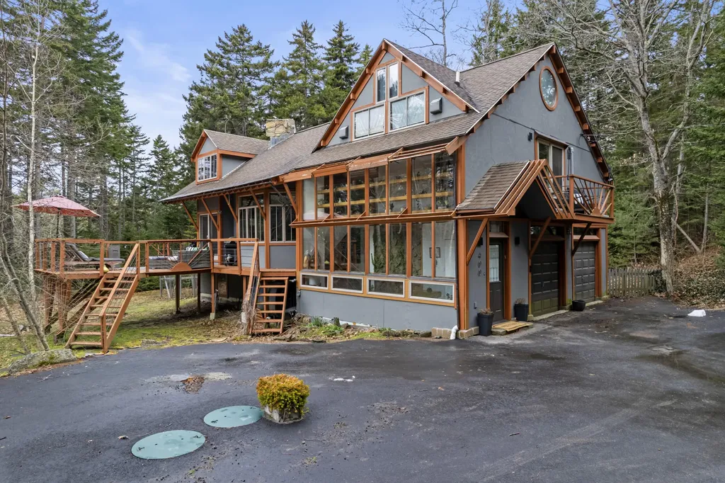 400 Harpswell Islands Road Harpswell ME 04079