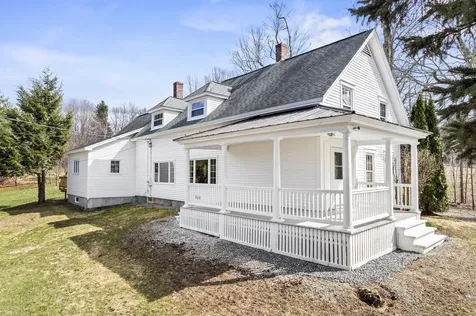 619 Gardiner Road Wales ME 04280