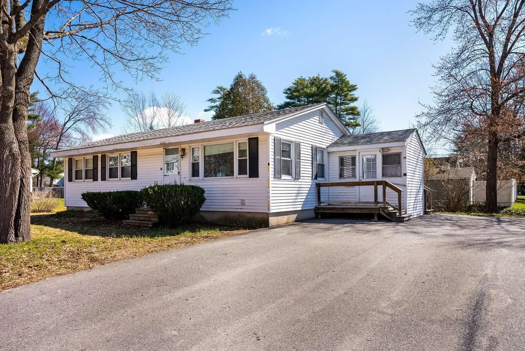 29 Williams Drive Topsham ME 04086