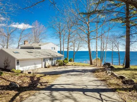 73 Eastward Rockport ME 04856