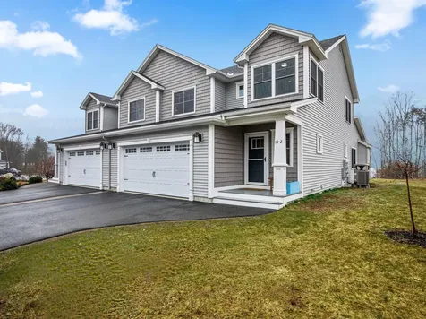 12 Tuscan Way Falmouth ME 04105