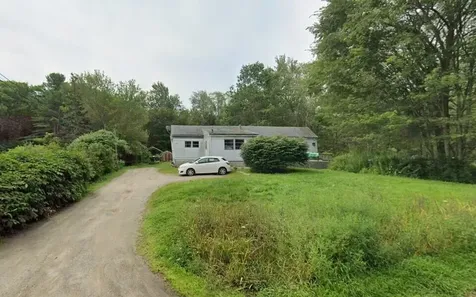 77 River Road Boothbay ME 04537