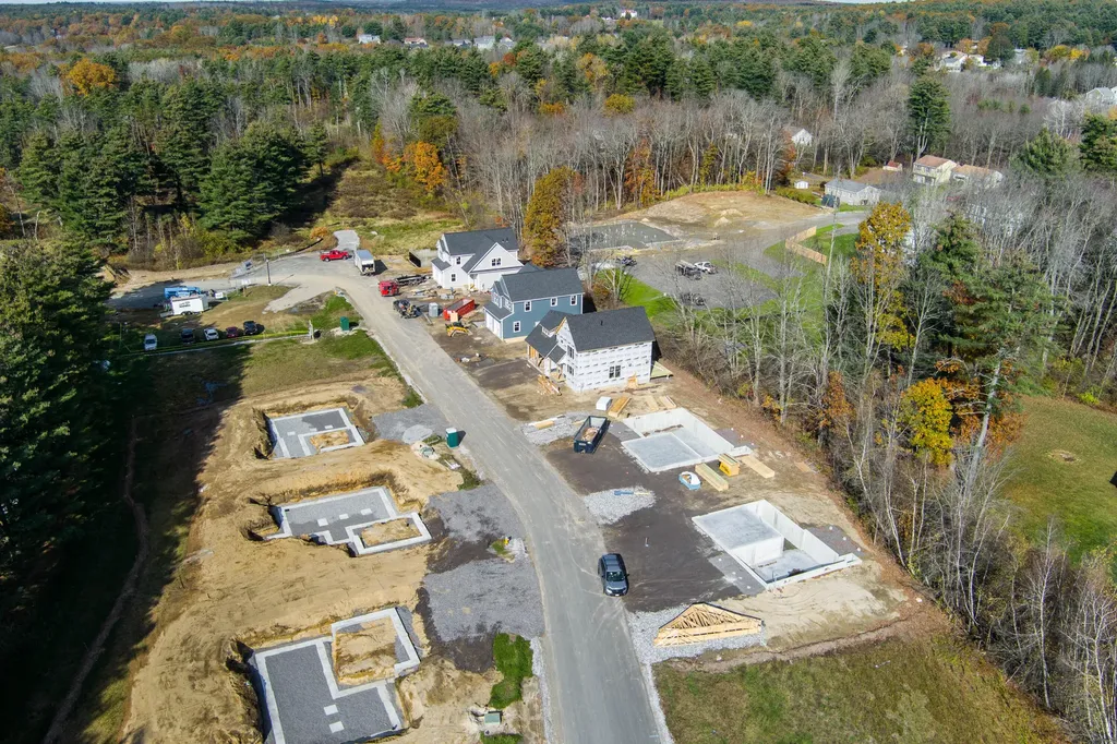 29 Nicklaus Lane Westbrook ME 04092