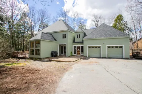 698 Kenduskeag Avenue Bangor ME 04401