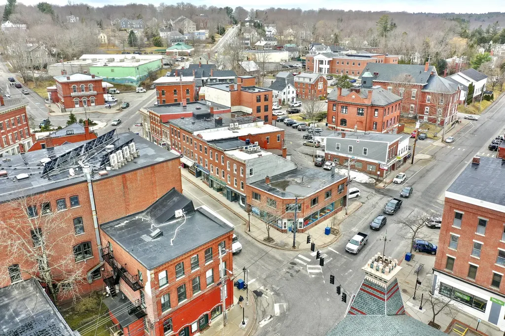93 Main Street Belfast ME 04915