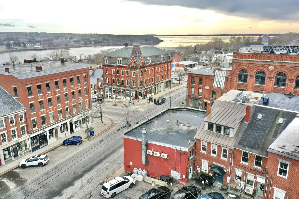 93 Main Street Belfast ME 04915