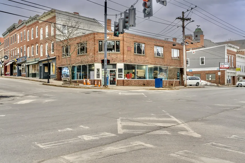 93 Main Street Belfast ME 04915