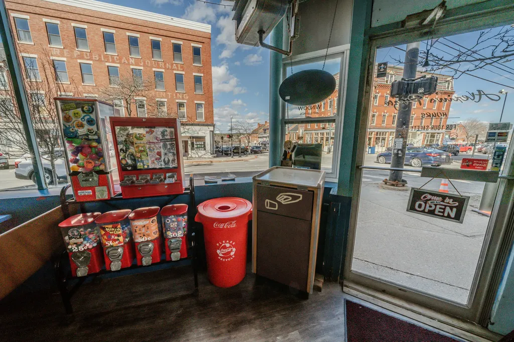 93 Main Street Belfast ME 04915
