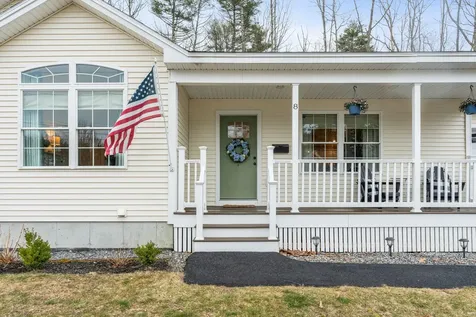 8 Ledgewood Drive Brunswick ME 04011