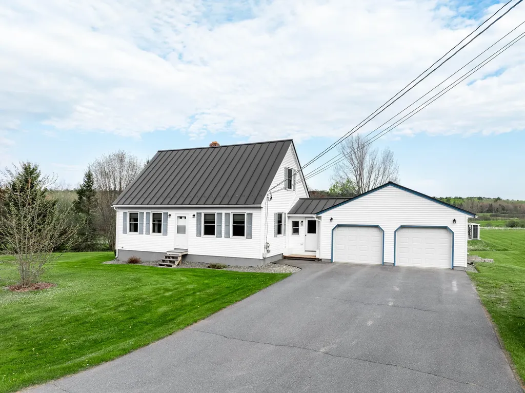 12 Sunny Acres Drive Levant ME 04456