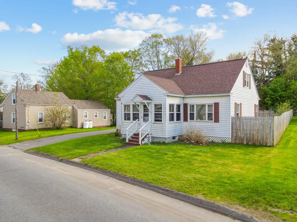 148 Western Avenue Waterville ME 04901