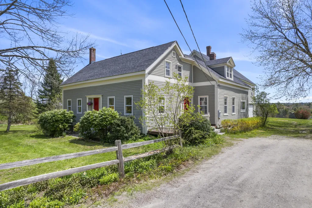 319 Lunt Road Brunswick ME 04011