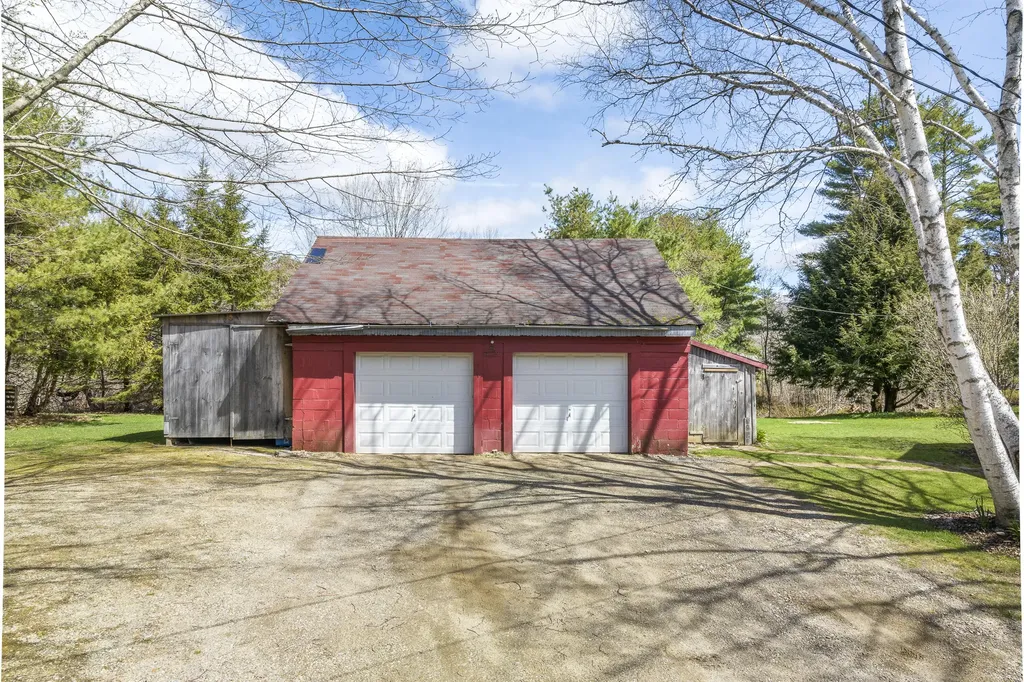 505 Willow Lane Wiscasset ME 04578