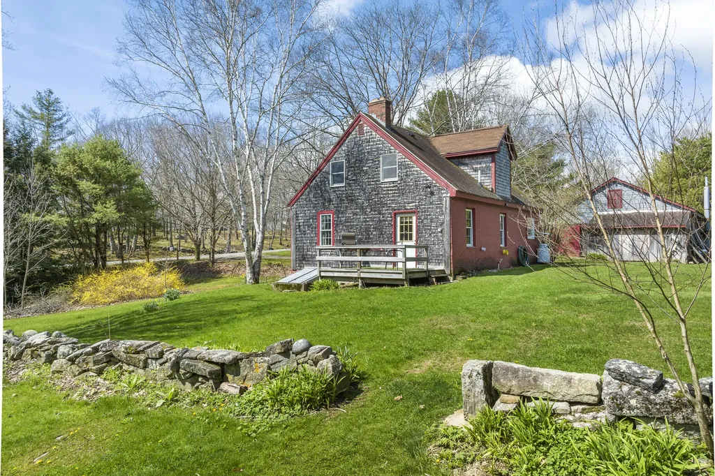 505 Willow Lane Wiscasset ME 04578